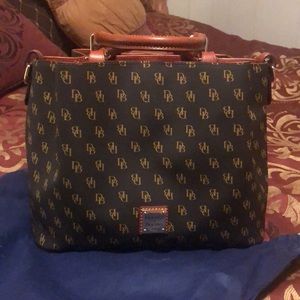 Dooney & Bourke Large Barlow Bag